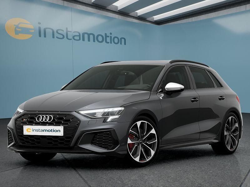 Grau Gebraucht 2024 Audi S3 Limousine | 45.799 € (Etwas zu teuer) - Bild 1/4