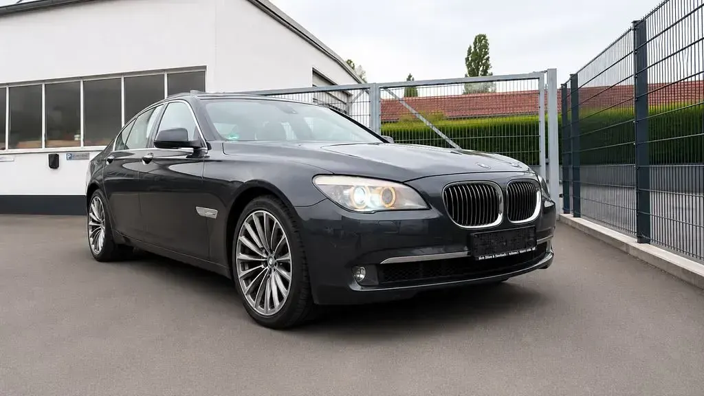 Occasion BMW 740 306 ch (225 kW) 2010 Noir Berline