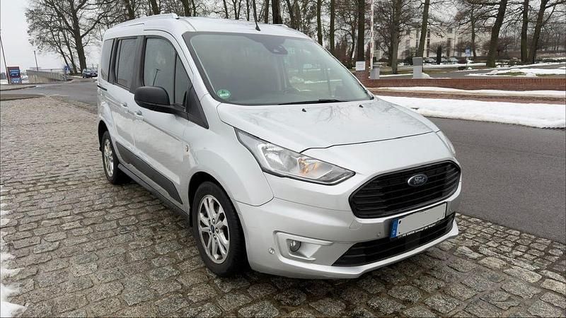 Gebraucht Ford Tourneo Connect Trend 101 PS (74 kW) 2018 Silber Van / Kleinbus