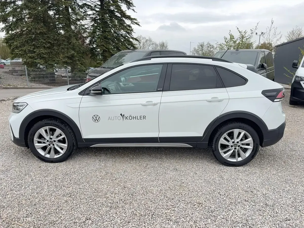 Gebraucht VW Taigo Move 150 PS (110 kW) 2026 Pure white / grautitanschwarzsilbergrau SUV
