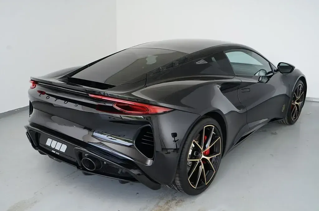 Neu Lotus Emira 405 PS (297 kW) 2026 Schwarz Coupé
