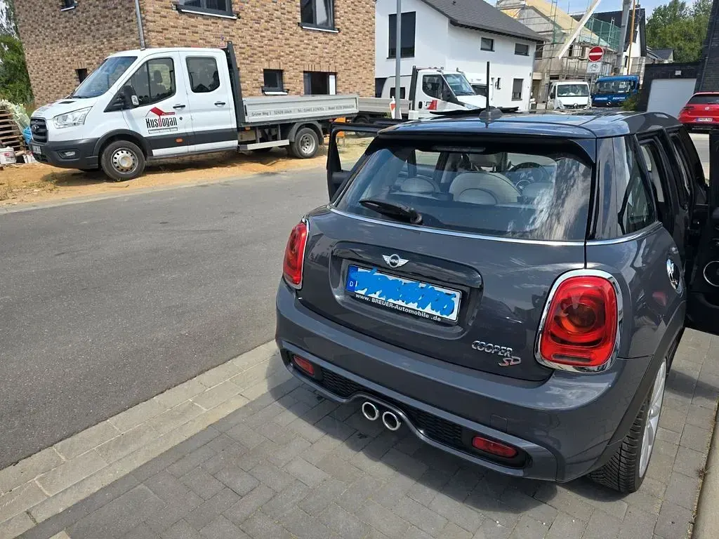 Gebraucht Mini Cooper SD 170 PS (125 kW) 2016 Grau Kleinwagen
