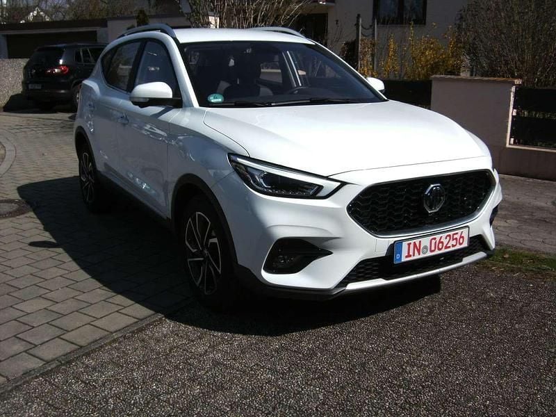 Gebraucht MG ZS Luxury 111 PS (81 kW) 2024 Weiß SUV
