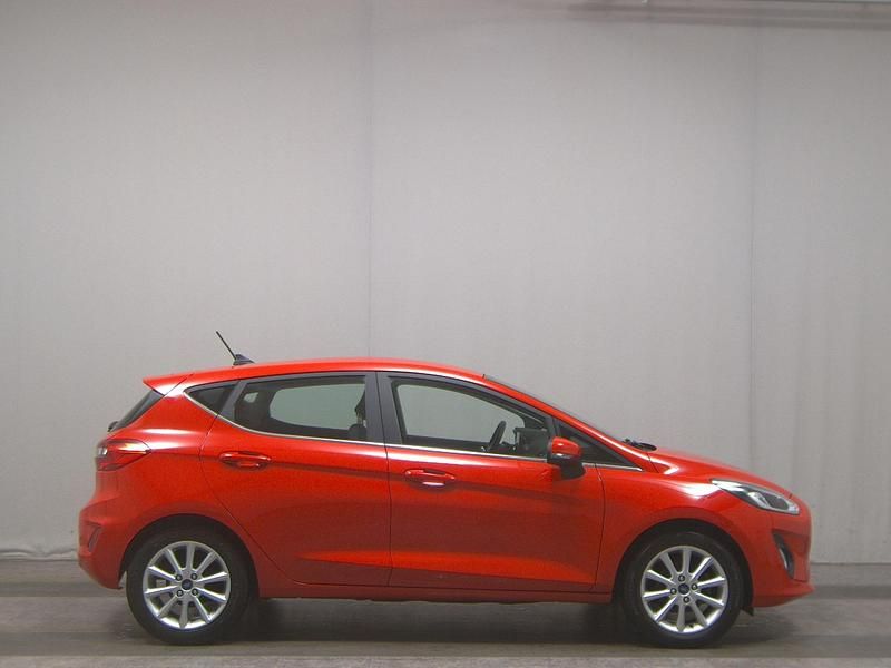 Rot Gebraucht 2020 Ford Fiesta Titanium Kleinwagen | 9.780 € (Superpreis) - Bild 1/4