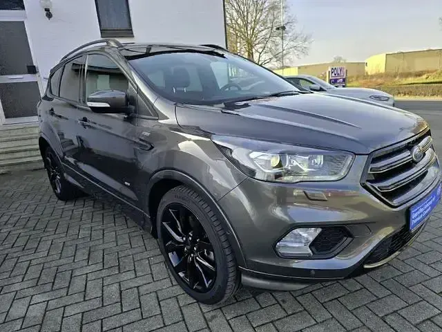 Gebraucht Ford Kuga ST-Line 179 PS (131 kW) 2017 Grau SUV