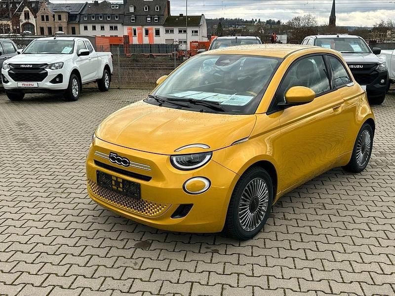 Gebraucht Fiat 500 65 PS (47 kW) 2026 Gelb