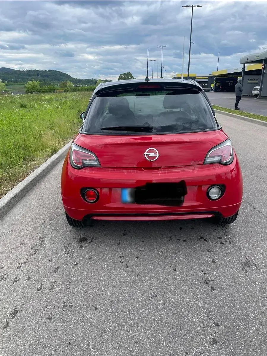 Używany Opel Adam Glam 101 KM (74 kW) 2013 Czerwony Hatchback