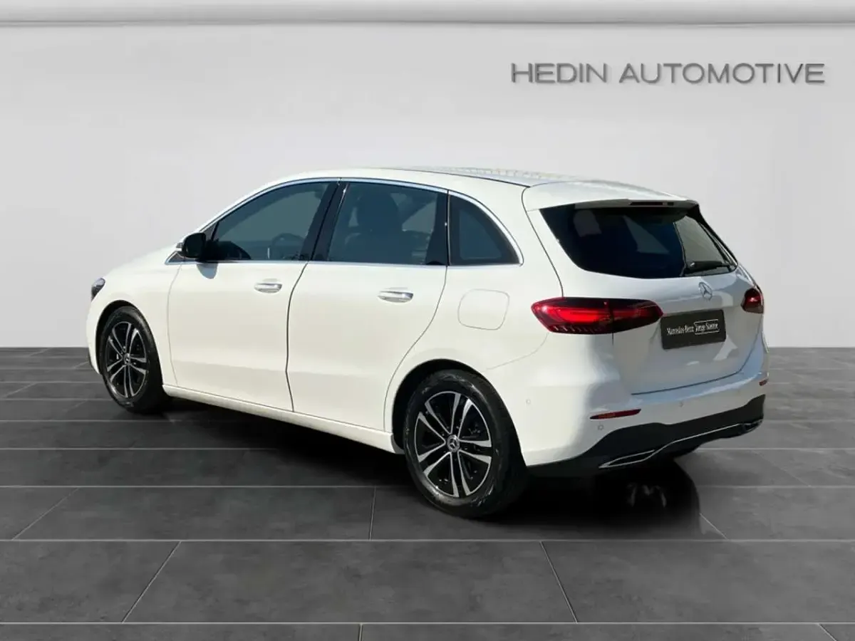 Gebraucht Mercedes B180 Progressive 116 PS (85 kW) 2024 Weiß Kleinwagen