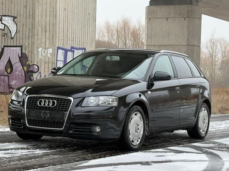 Gebraucht Audi A3 Attraction 116 PS (85 kW) 2007 Schwarz Kleinwagen