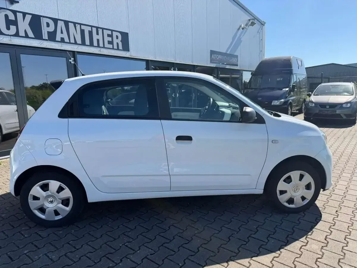 Używany Renault Twingo Life 69 KM (50 kW) 2019 Biały Hatchback