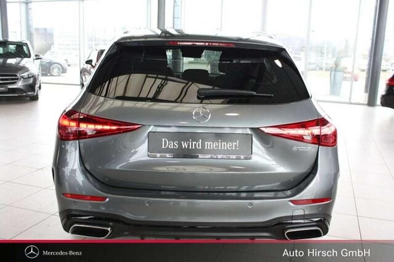 Gebraucht Mercedes C300 AMG 265 PS (194 kW) 2024 Lack selenitgrau Kombi