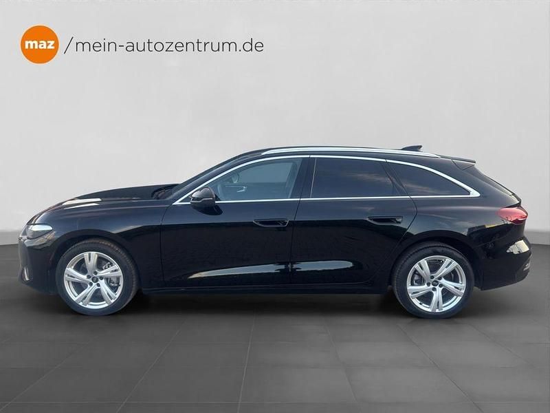 Gebraucht Audi A5 Sport 150 PS (110 kW) 2025 Mythosschwarz metallic Kombi
