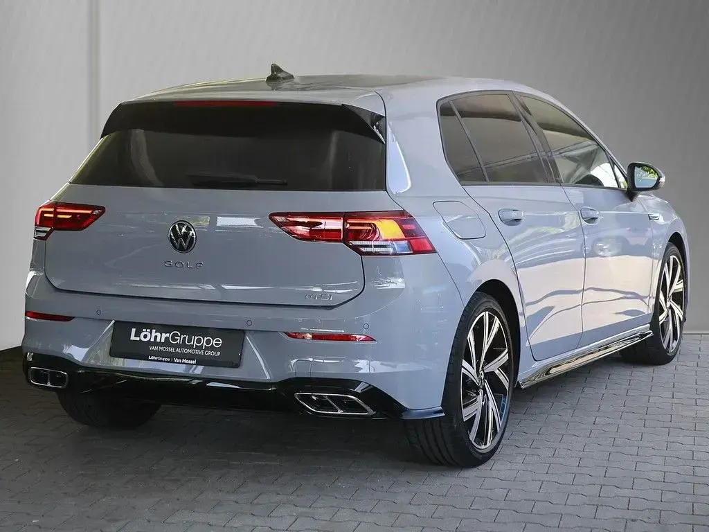 Gebraucht VW Golf VIII R-line 150 PS (110 kW) 2024 Grau Limousine