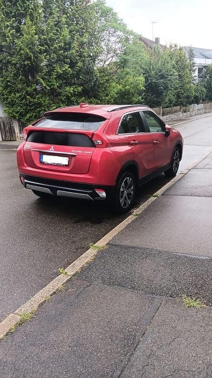 Rot Gebraucht 2019 Mitsubishi Eclipse Cross SUV | 15.000 € (Superpreis) - Bild 1/3