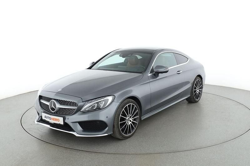 Grau Gebraucht 2017 Mercedes C400 AMG line Coupé | 35.950 € (Fairer Preis) - Bild 1/3
