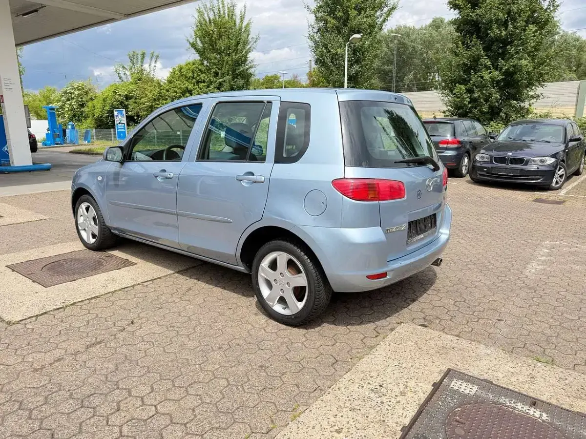 Gebraucht Mazda 2 Exclusive 80 PS (58 kW) 2005 Blau Kleinwagen