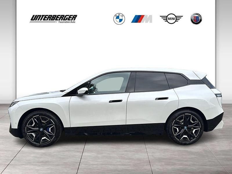 Gebraucht BMW iX Executive 384 kW (523 PS) 2024 Weiß SUV