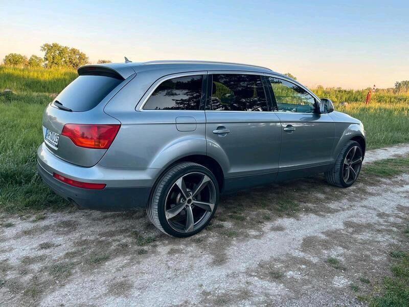 Grau Gebraucht 2008 Audi Q7 S-Line SUV | 5.700 € (Fairer Preis) - Bild 1/4