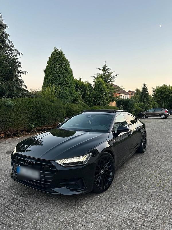 Schwarz Gebraucht 2018 Audi A7 S-Line Kleinwagen | 44.000 € (Etwas zu teuer) - Bild 1/4