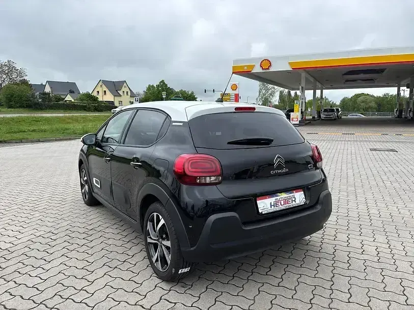 Gebraucht Citroën C3 Shine 110 PS (80 kW) 2022 Lackierung schwarz perla nera/ Kleinwagen