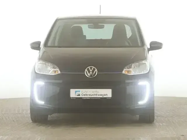 Gebraucht VW e-up! Style 61 kW (83 PS) 2022 Schwarz Kleinwagen