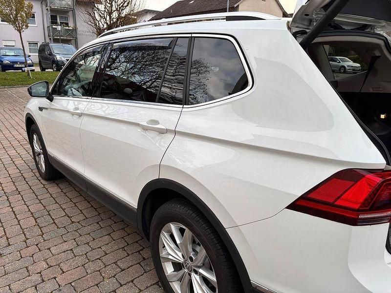 Gebraucht VW Tiguan 190 PS (139 kW) 2019 Schwarz SUV