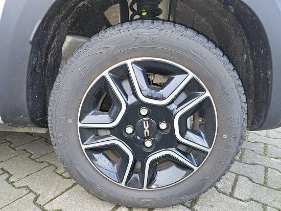 Gebraucht Dacia Spring Extreme 47 kW (65 PS) 2023 Diamantsilbergrau Kleinwagen