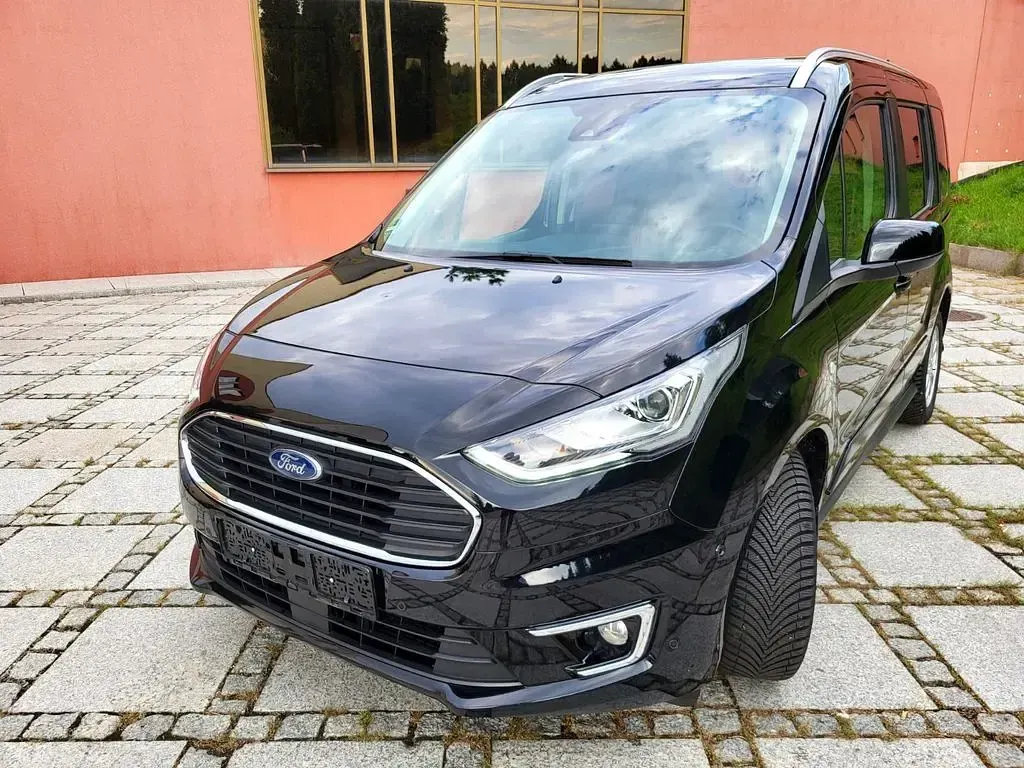 Gebraucht Ford Tourneo Connect Titanium 120 PS (88 kW) 2019 Schwarz Van / Kleinbus