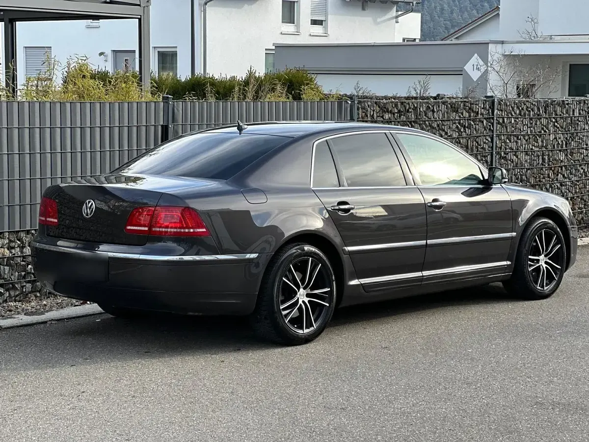 Brugt VW Phaeton 245 HK (180 kW) 2010 Brun Sedan