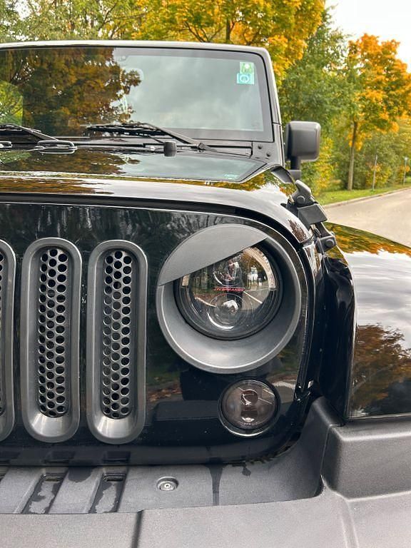 Gebraucht Jeep Wrangler Sahara 200 PS (147 kW) 2017 Schwarz SUV