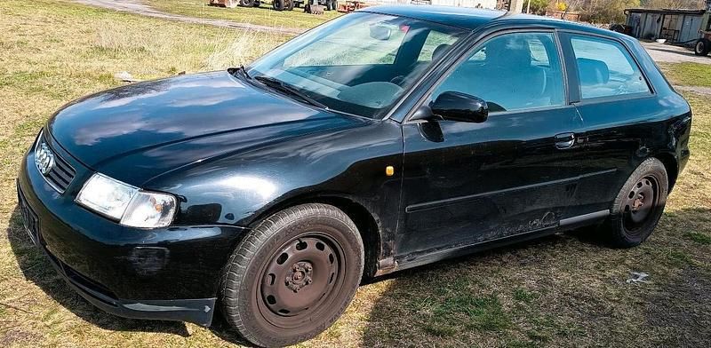 Schwarz Gebraucht 1999 Audi A3 Limousine | 370 € (Superpreis) - Bild 1/4