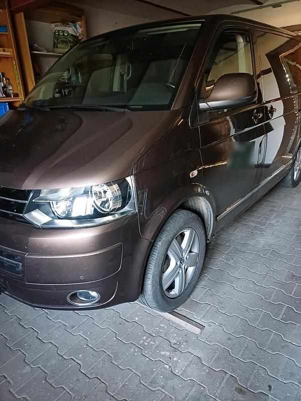 Usata VW T5 Highline 2015 Marrone Furgone