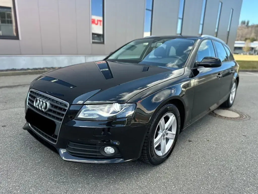 Usata Audi A4 Attraction 160 CV (117 kW) 2010 Nero Station wagon
