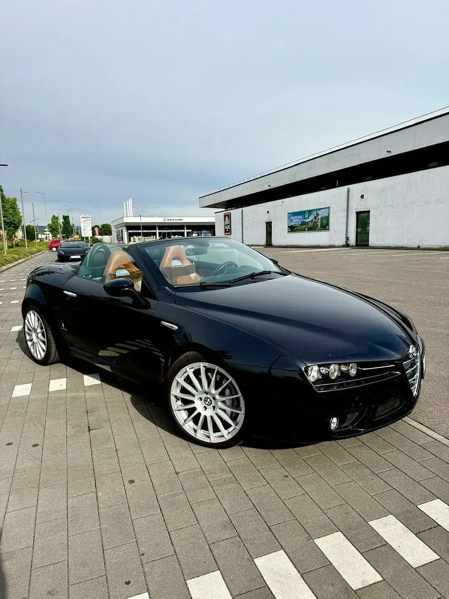 Occasion Alfa Romeo Spider 209 ch (153 kW) 2010 Noir Cabriolet