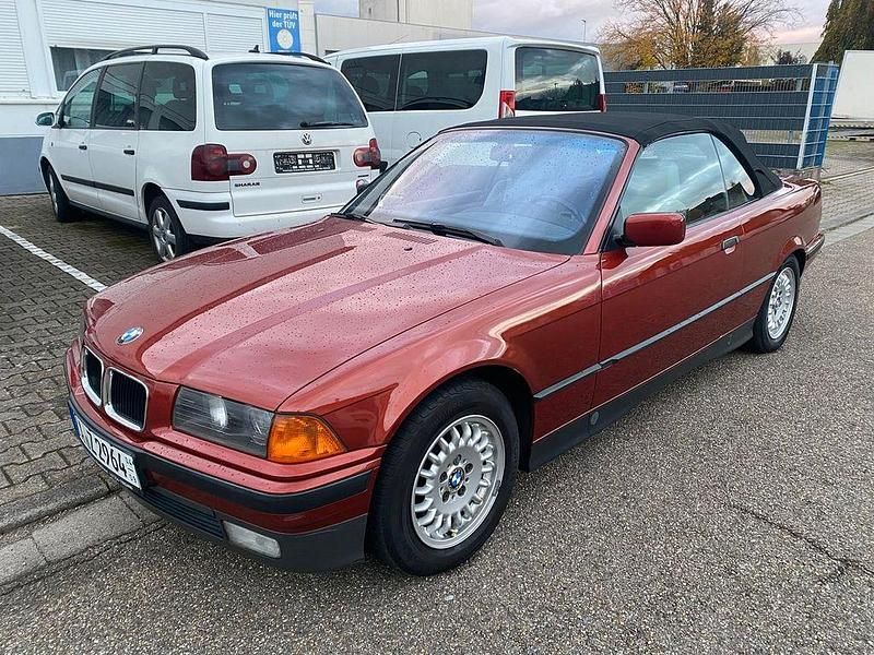 Gebraucht BMW 325 261 PS (191 kW) 1994 Rot Cabrio