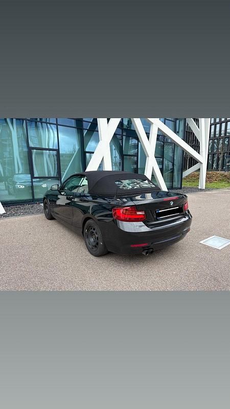 Second-hand BMW 220 190 CP (139 kW) 2015 Negru Cabrio