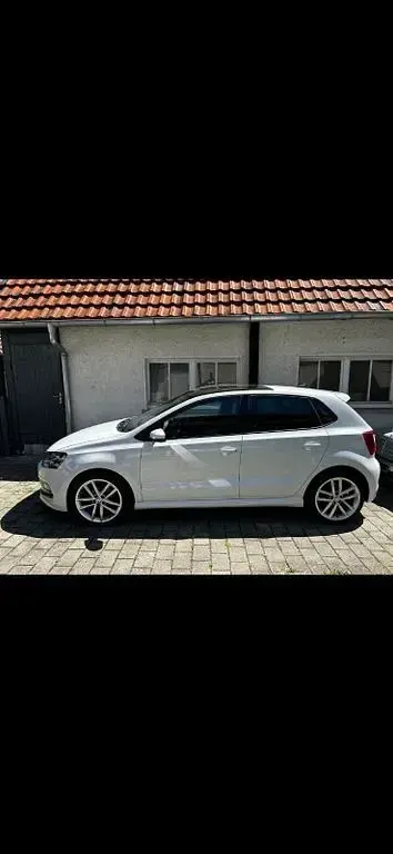 Gebraucht VW Polo Highline 105 PS (77 kW) 2015 Weiß Limousine
