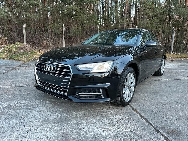 Gebraucht Audi A4 190 PS (139 kW) 2019 Schwarz Limousine