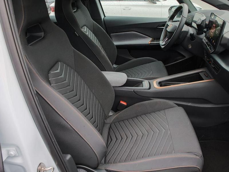 Gebraucht Cupra Born 150 kW (204 PS) 2024 Weiß Kleinwagen