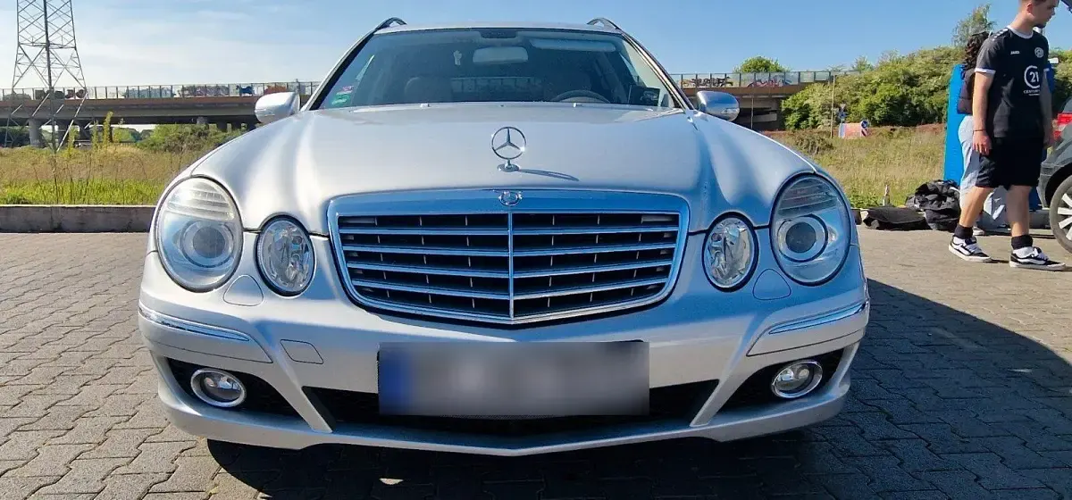 Second-hand Mercedes E200 Elegance 184 CP (135 kW) 2007 Argintiu Break