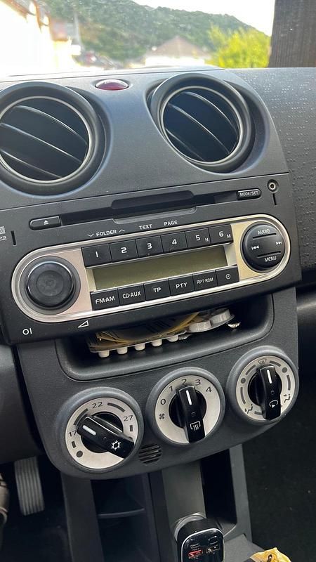 Gebraucht Mitsubishi Colt 101 PS (74 kW) 2011 Weiß Kleinwagen