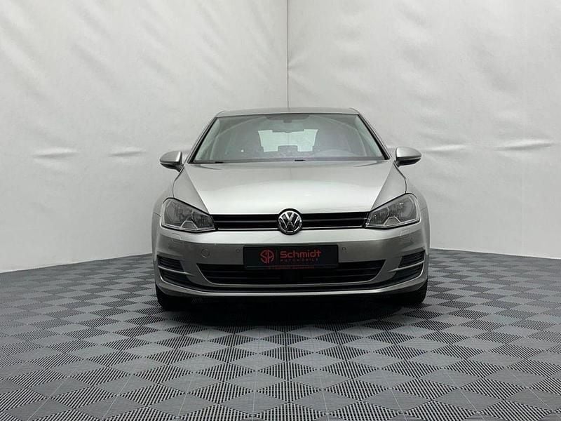 Gebraucht VW Golf VII Trendline 105 PS (77 kW) 2014 Silber Limousine