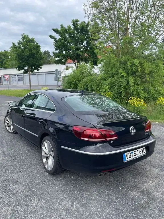 Używany VW CC 170 KM (125 kW) 2012 Czarny Sedan/Limuzyna