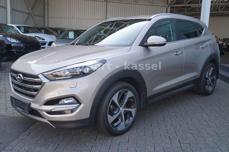 Gebraucht Hyundai Tucson Premium 185 PS (136 kW) 2015 Grau SUV