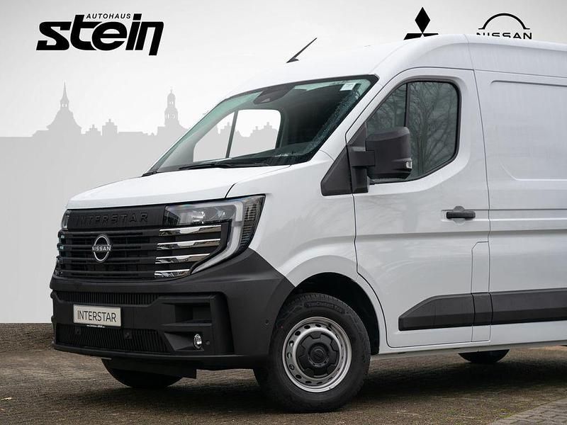 Neu Nissan Interstar 360º 150 PS (110 kW) 2025 S) (weiss Van