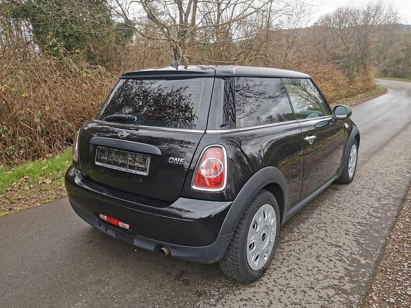 Gebraucht Mini ONE Brick Lane 75 PS (55 kW) 2013 Schwarz Kleinwagen