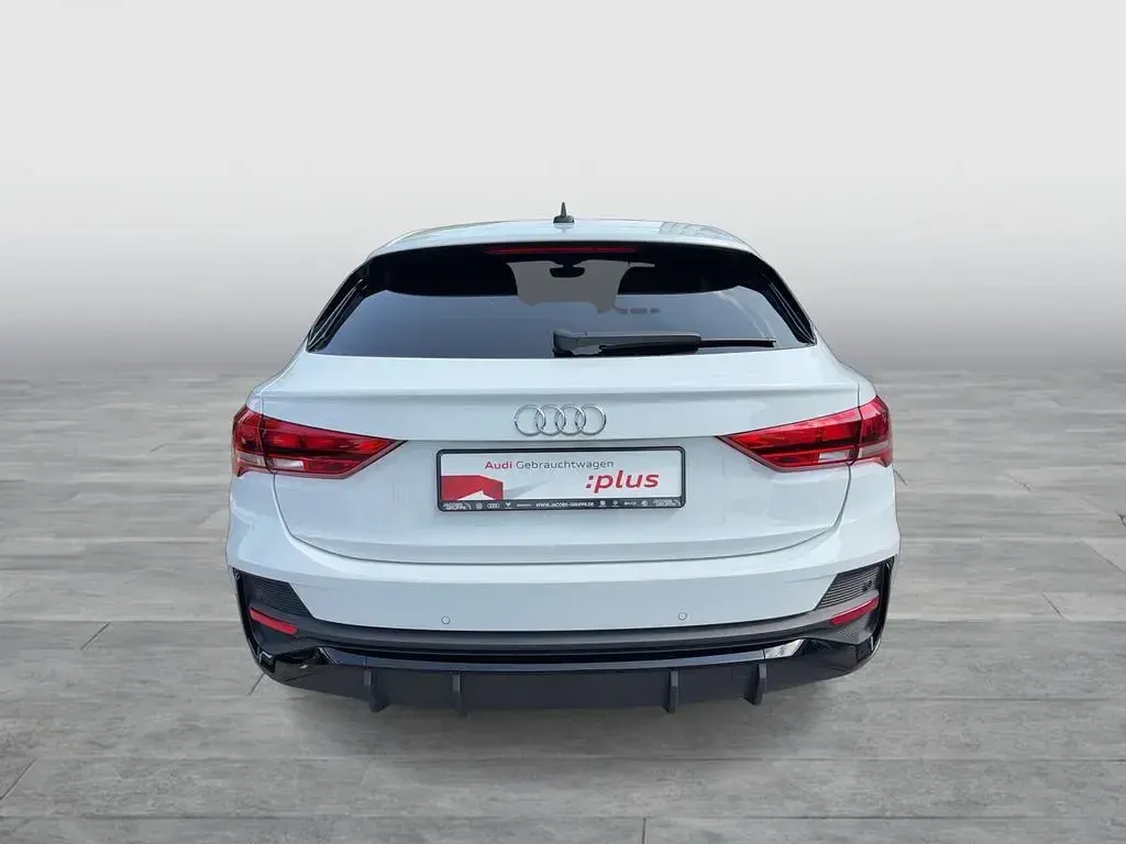 Gebraucht Audi Q3 Sportback S-Line 150 PS (110 kW) 2025 Weiß SUV