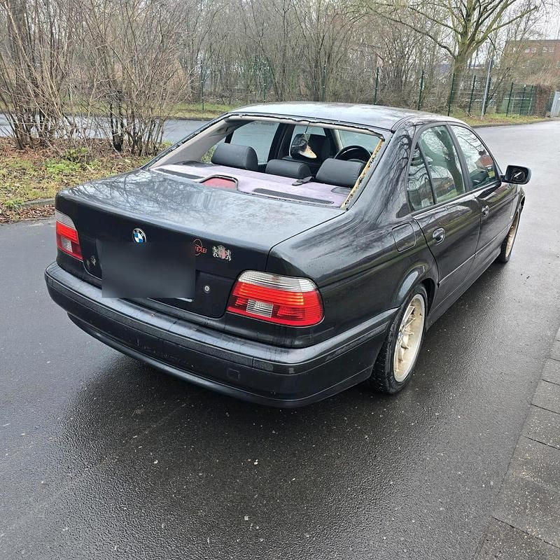 Gebraucht BMW 540 286 PS (210 kW) 1997 Schwarz Limousine