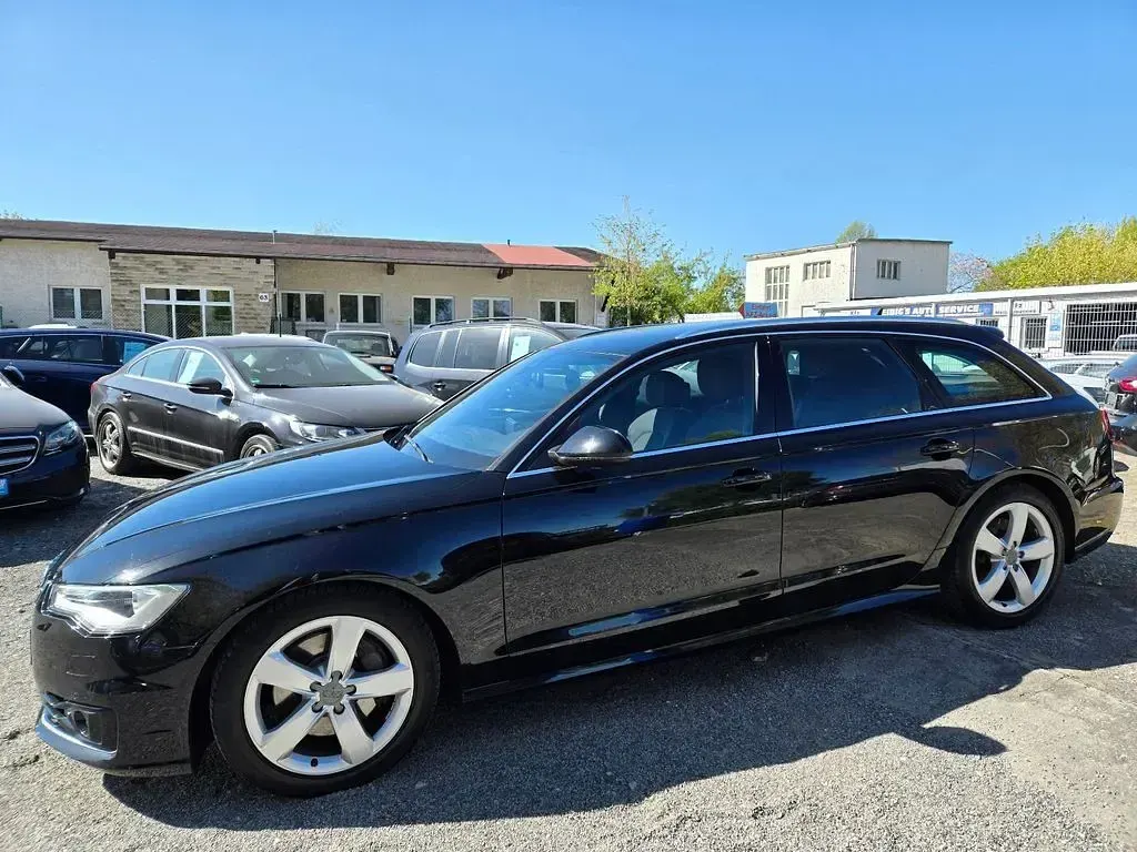 Gebraucht Audi A6 Ambiente 218 PS (160 kW) 2015 Schwarz Kombi