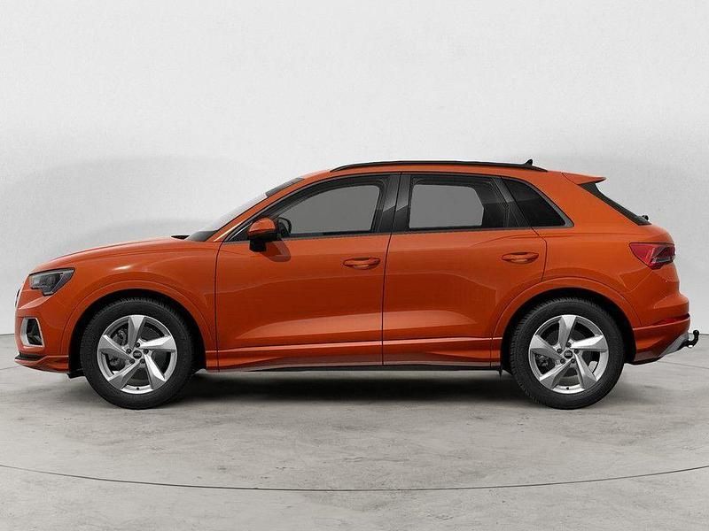 Gebraucht Audi Q3 Ambiente 190 PS (139 kW) 2023 Pulsorange SUV